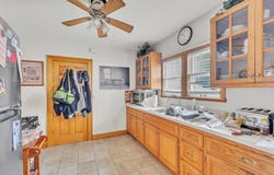 2119 Saint Clair St, Racine, WI 53402