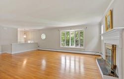 305 High St Ext, Lancaster, MA 01523