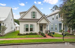 2605 Bienville Avenue, Gulf Shores, AL 36542