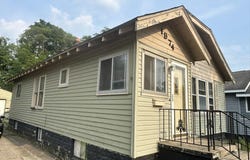 1974 Wood Street, Muskegon, MI 49442
