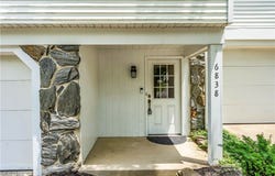6838 Chaffee Court, Brecksville, OH 44141