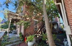 824 S 5th St, Columbus, OH 43206