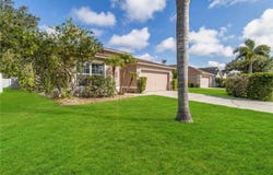 570 BROWN BEAR WAY, ST CLOUD, FL 34772