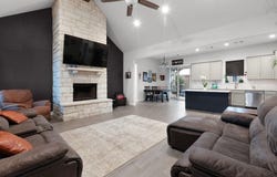 110 Lakecliff CV, Kingsland, TX 78639