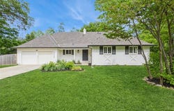 5008 W 79th Street, Prairie Village, KS 66208