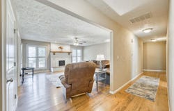 3477 W Broadmoor Court, Springfield, MO 65807