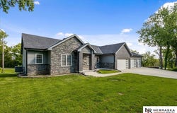 10970 Bridgeview Drive, Blair, NE 68008