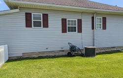 1205 BURGESS Avenue, Johnston City, IL 62951