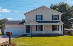 23036 S Oakleaf Drive, Elkhart, IN 46514-6912