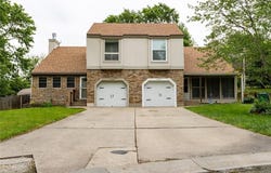 7239 N BALES Avenue, Gladstone, MO 64119