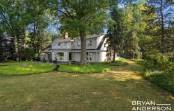 3150 Manhattan Lane SE, East Grand Rapids, MI 49506