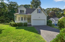 62 Ridgewood Drive, Norwich, CT 06360
