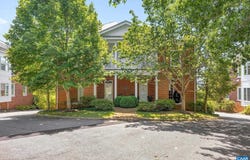 512 WORTHINGTON DR B, Charlottesville, VA 22903