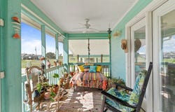 1507 S Pearl St, ROCKPORT, TX 78382