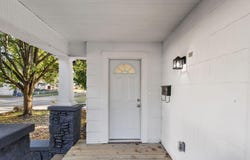 855 S Broadway Avenue, Springfield, MO 65806