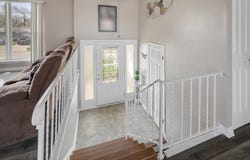 1236 Corley Drive, Elgin, IL 60120
