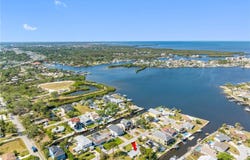 5425 BLUEPOINT DRIVE, PORT RICHEY, FL 34668