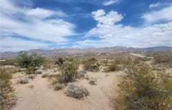 690 E Vulcan Drive, Meadview, AZ 86444