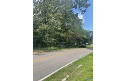 **na** Padenreich Avenue, Gadsden, AL 35903