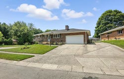 4133 Willowbrook Drive, Springfield, OH 45503