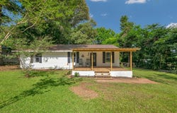 259 S 5th Street, Cushing, TX 75760