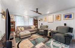 615 Elmwood Drive, Hubbard, OH 44425