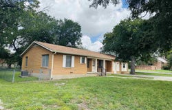 502 S Walnut St Street, Lampasas, TX 76550