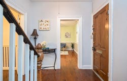 20 BAGBY ST, STAUNTON, VA 24401