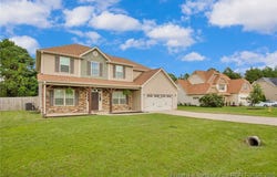 809 Pecan Grove Loop, Hope Mills, NC 28348