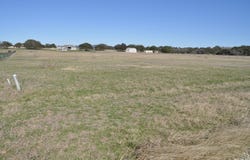 307 Hackamore Trl, Bandera, TX 78003-3474