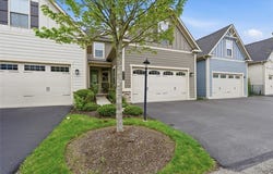 2014 Connecticut Lane, Franklin Park, PA 15143