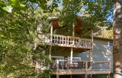 519 Tanasi Lane, Franklin, NC 28734