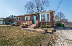 1232 Valley Drive NW, North Canton, OH 44720