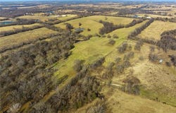 37AC S Wagonor Road, Garden City, MO 64747