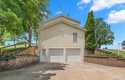 4840 S Point Road, Washington, MO 63090