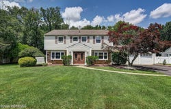 25 Forman Lane, Manalapan, NJ 07726