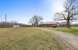 660 Pendergraft  RD, Noel, MO 64854