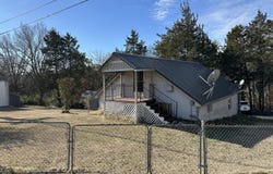 121 Lillian Road, Rockaway Beach, MO 65740