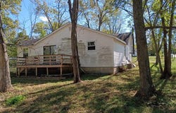 1002 W Ellis Street, Salem, MO 65560