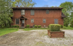 1537 Lake Crest Drive, Roaming Shores, OH 44084