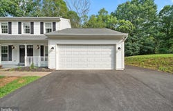 6112 HILLVIEW COURT, MANASSAS, VA 20112