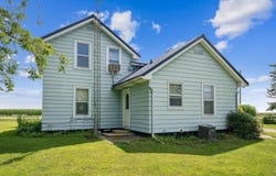 2695 Brandon Diagonal Blvd, Independence, IA 50644