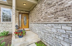 112 Farmstead Court, McHenry, IL 60050