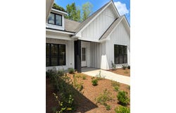41 Forest Barnes, Petal, MS 39465