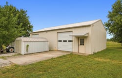 5109 S 163rd Road, Bolivar, MO 65613