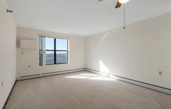 7600 Golden Valley Road, Golden Valley, MN 55427