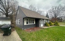 25591 Chatworth Drive, Euclid, OH 44117