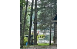933 HAMMOND Road, Harrison, MI 48625