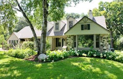 N25w30641 Ravine Ct, Pewaukee, WI 53072