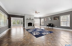 9150 Scottsboro Hwy, Scottsboro, AL 35769